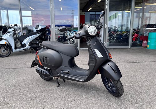 Vespa GTS 125