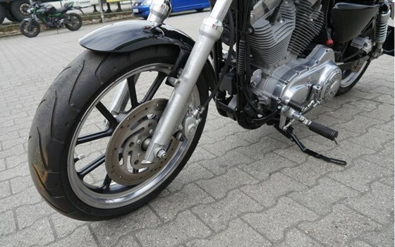 Gebrauchtmotorrad Harley-Davidson Sportster XL 883 L SuperLow - Bild 11