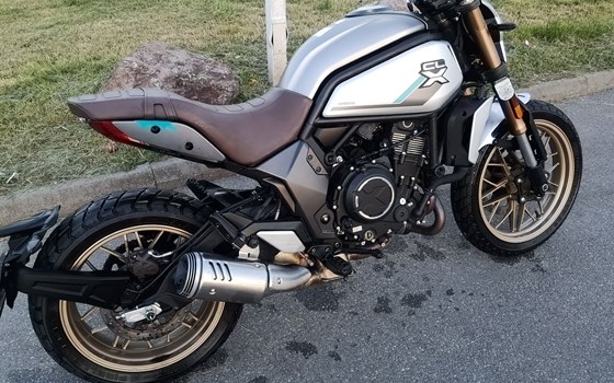 Gebrauchtmotorrad CFMOTO 700CL-X - Bild 2 Gebrauchtmotorrad CFMOTO 700CL-X - Bild 2