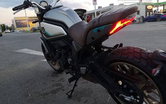 Gebrauchtmotorrad CFMOTO 700CL-X - Bild 4 Gebrauchtmotorrad CFMOTO 700CL-X - Bild 4