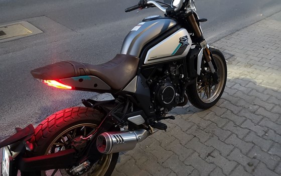 Gebrauchtmotorrad CFMOTO 700CL-X - Bild 8 Gebrauchtmotorrad CFMOTO 700CL-X - Bild 8