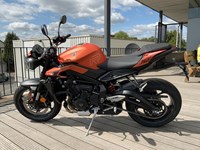 Gebrauchtmotorrad Triumph Street Triple 765 R