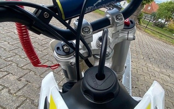 Gebrauchtmotorrad Husqvarna TC 50 - Bild 5