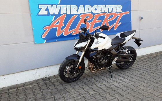 Gebrauchtmotorrad Honda CB1000 Hornet - Bild 7