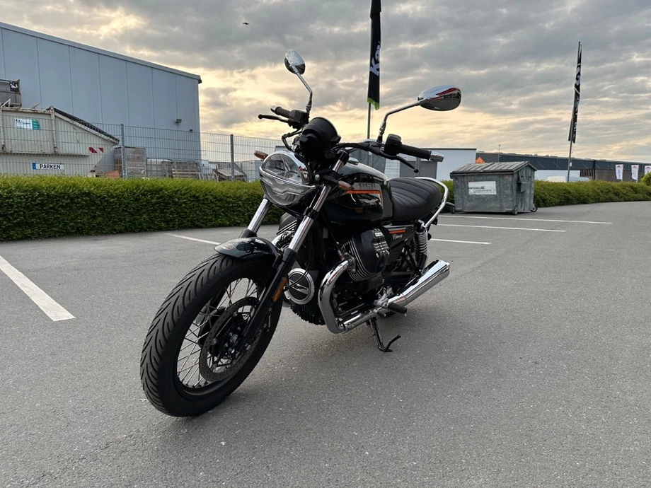 Angebot Moto Guzzi V7 Special Bild 3: Angebot Moto Guzzi V7 Special