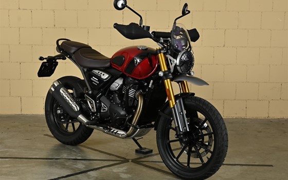 Motorrad Occasion Triumph Scrambler 400 X - Bild 2