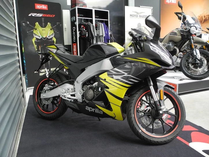 Angebot Aprilia RS 125 ABS Bild 8: Angebot Aprilia RS 125 ABS