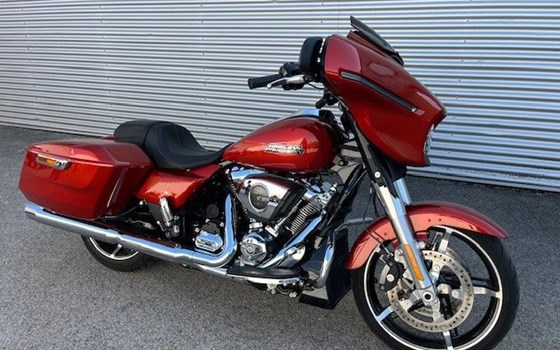 Gebrauchtmotorrad Harley-Davidson Street Glide FLHX - Bild 4 Gebrauchtmotorrad Harley-Davidson Street Glide FLHX - Bild 4
