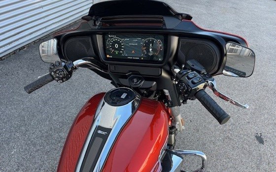 Gebrauchtmotorrad Harley-Davidson Street Glide FLHX - Bild 5 Gebrauchtmotorrad Harley-Davidson Street Glide FLHX - Bild 5