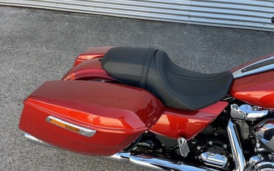 Gebrauchtmotorrad Harley-Davidson Street Glide FLHX - Bild 6 Gebrauchtmotorrad Harley-Davidson Street Glide FLHX - Bild 6