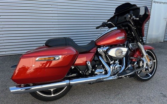 Gebrauchtmotorrad Harley-Davidson Street Glide FLHX - Bild 7 Gebrauchtmotorrad Harley-Davidson Street Glide FLHX - Bild 7