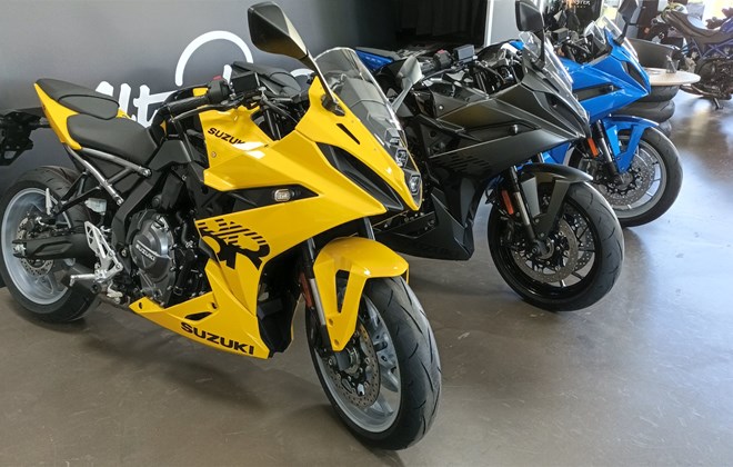 Suzuki GSX-8R