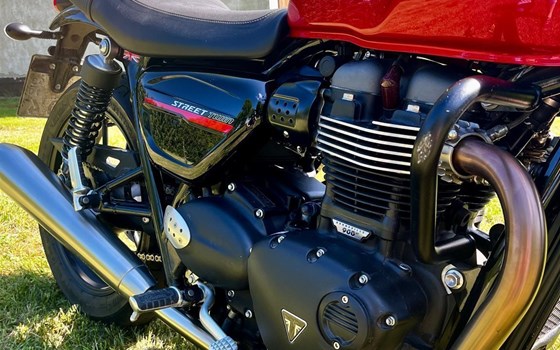 Gebrauchtmotorrad Triumph Street Twin - Bild 1
