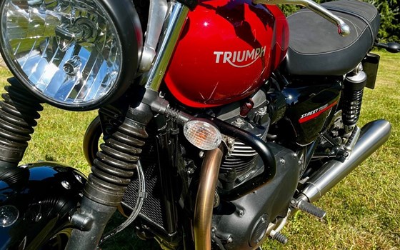 Gebrauchtmotorrad Triumph Street Twin - Bild 7