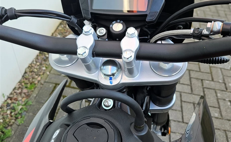 Angebot Aprilia SX 125 Bild 2: Angebot Aprilia SX 125