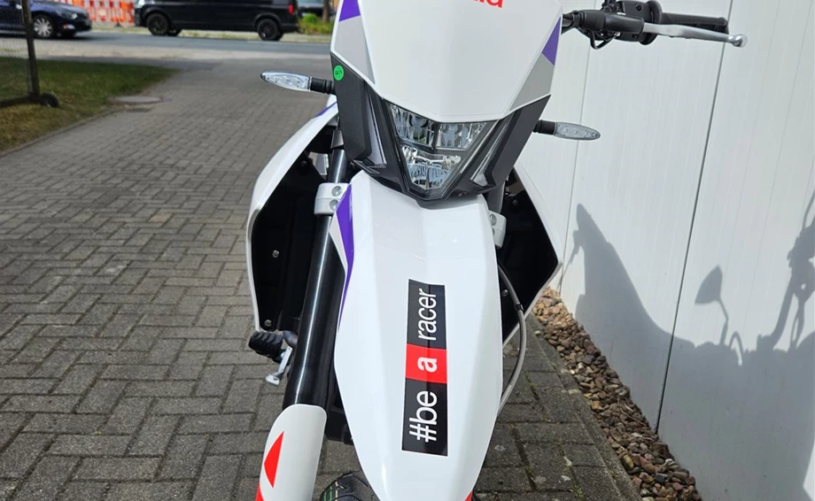 Angebot Aprilia SX 125 Bild 8: Angebot Aprilia SX 125