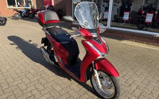Gebrauchtmotorrad Honda SH125i - Bild 1