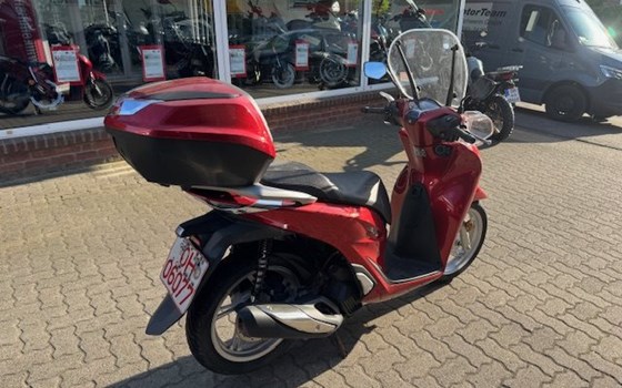 Gebrauchtmotorrad Honda SH125i - Bild 3