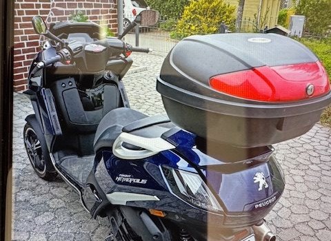 Gebrauchtmotorrad Peugeot Metropolis Allure - Bild 4