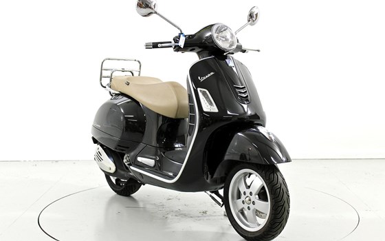 Motorrad Occasion Piaggio Beverly 300 i.e.S - Bild 2