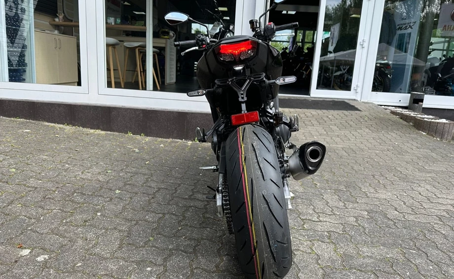 Angebot Yamaha MT-09 SP Bild 4: Angebot Yamaha MT-09 SP