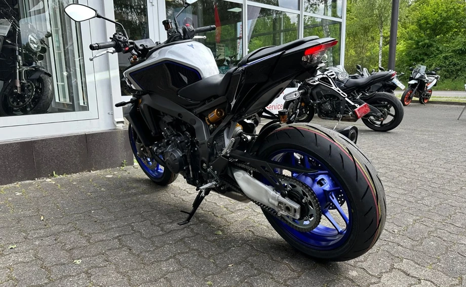 Angebot Yamaha MT-09 SP Bild 5: Angebot Yamaha MT-09 SP