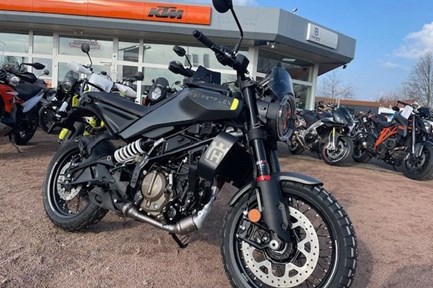 Husqvarna Svartpilen 125