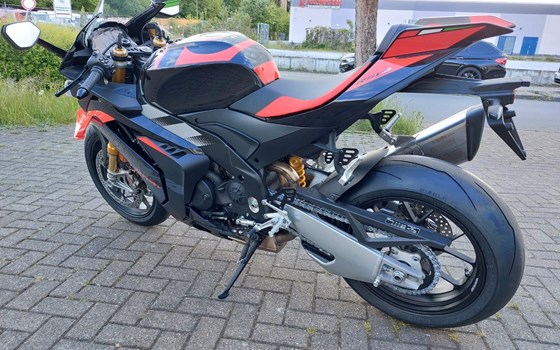 Neufahrzeug Aprilia RSV4 1100 Factory - Bild 12