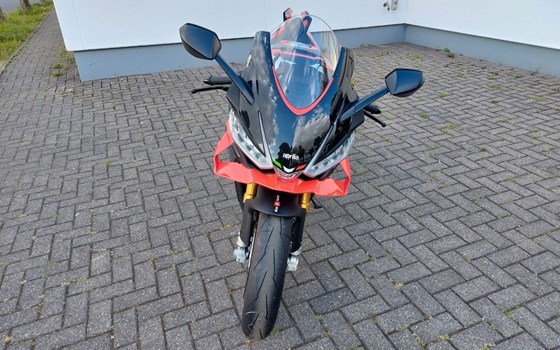 Neufahrzeug Aprilia RSV4 1100 Factory - Bild 3