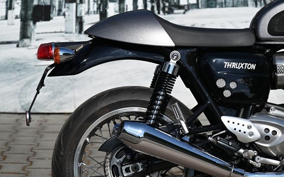Gebrauchtmotorrad Triumph Thruxton 1200 - Bild 5