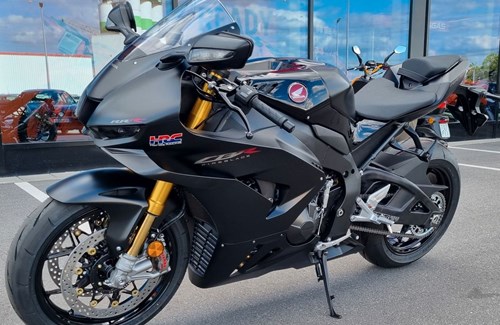 Neumotorrad Honda CBR1000RR-R Fireblade SP