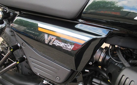 Neufahrzeug Moto Guzzi V7 Special - Bild 15