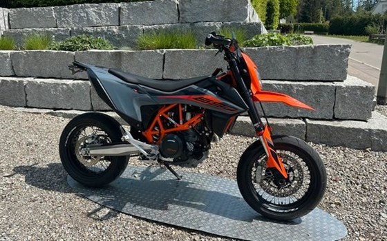 Gebrauchtmotorrad Moto Guzzi V85 TT Travel - Bild 10