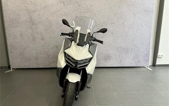 Gebrauchtmotorrad BMW C 400 GT - Bild 3 Gebrauchtmotorrad BMW C 400 GT - Bild 3