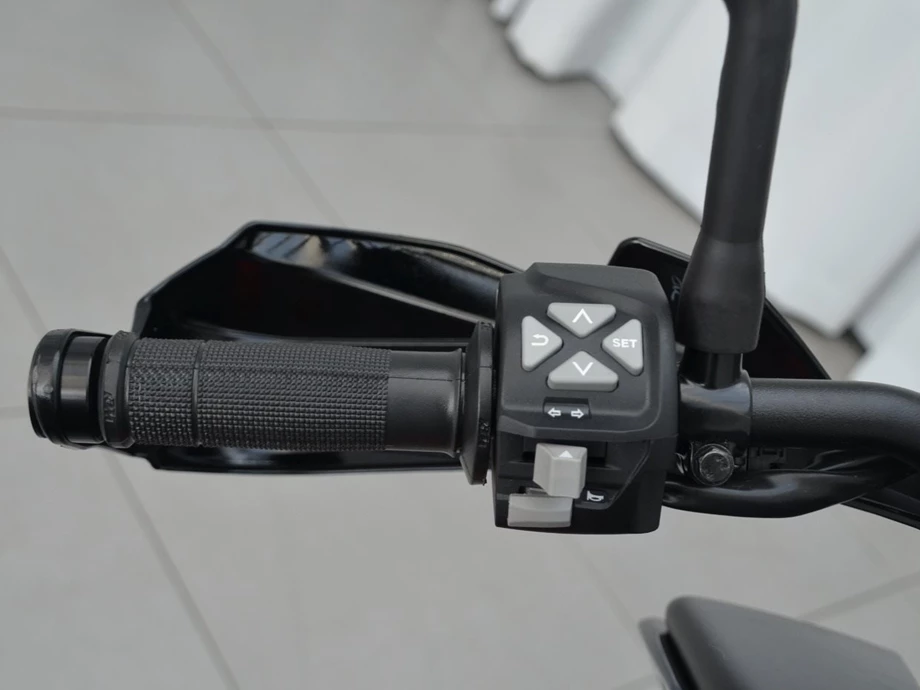 Angebot KTM 390 Adventure Bild 8: Angebot KTM 390 Adventure