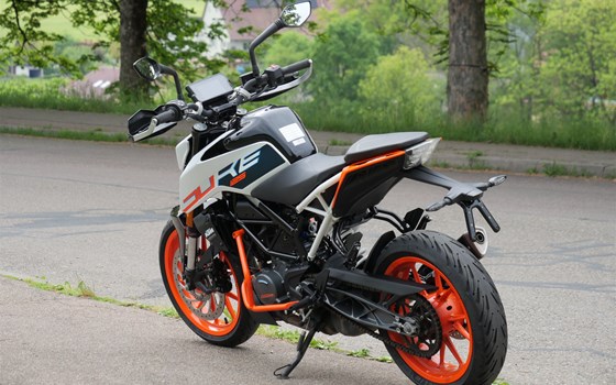 Gebrauchtmotorrad KTM 125 Duke - Bild 5