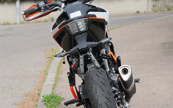 Gebrauchtmotorrad KTM 125 Duke - Bild 6