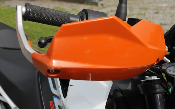 Gebrauchtmotorrad KTM 125 Duke - Bild 8