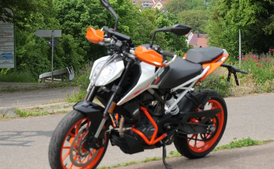 Angebot KTM 125 Duke Bild 4: Angebot KTM 125 Duke