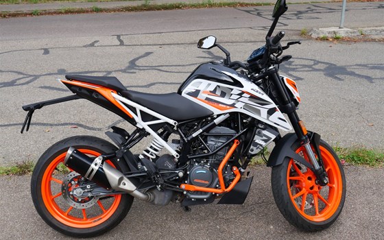 Gebrauchtmotorrad KTM 125 Duke - Bild 8