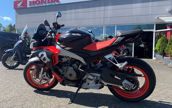 Gebrauchtmotorrad Aprilia Tuono 660 - Bild 3