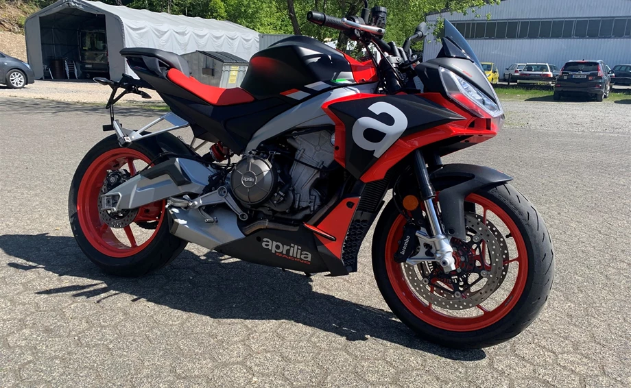 Offer Aprilia Tuono 660 Bild 5: Offer Aprilia Tuono 660