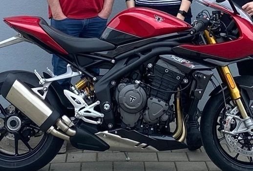 Gebrauchtmotorrad Triumph Speed Triple 1200 RR - Bild 1