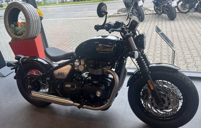 Triumph Bonneville Bobber