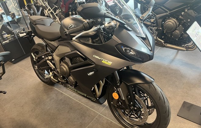 Triumph Daytona 660