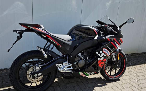 Neufahrzeug Aprilia RS 125 Replica - Bild 2