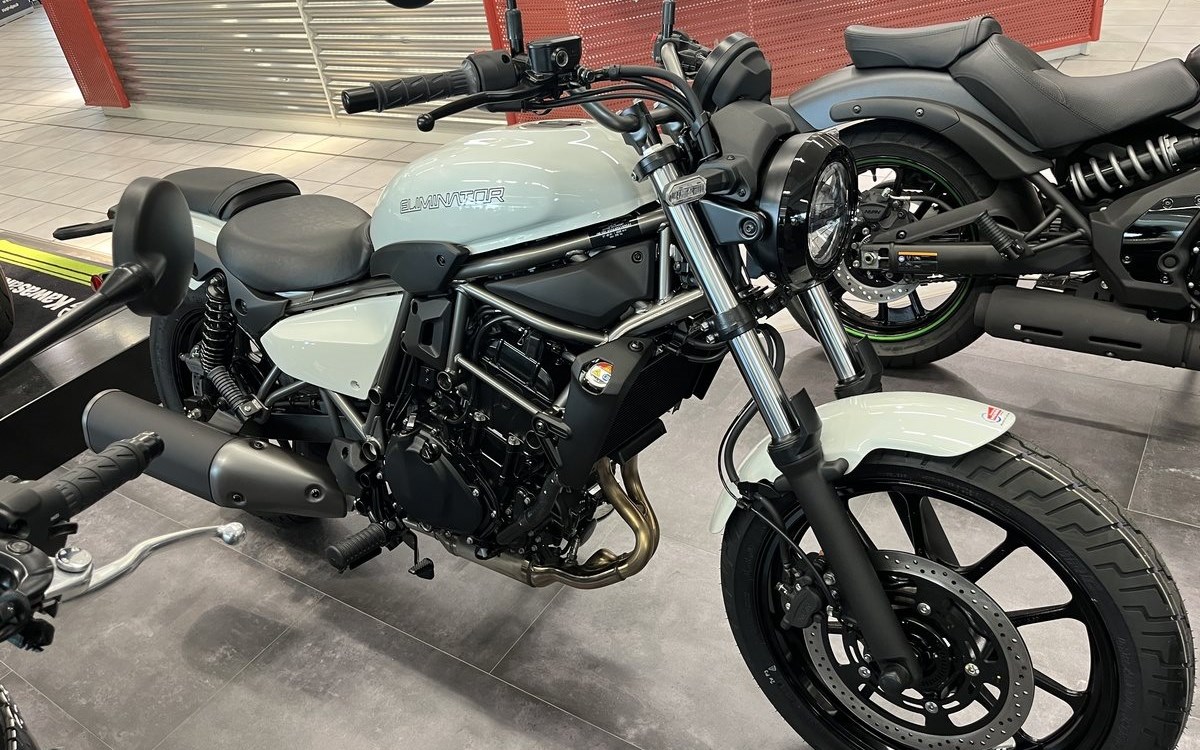 Zum Vergrößern bitte anklicken! Angebot Kawasaki Eliminator 500