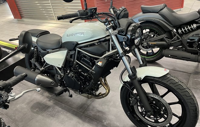 Kawasaki Eliminator 500