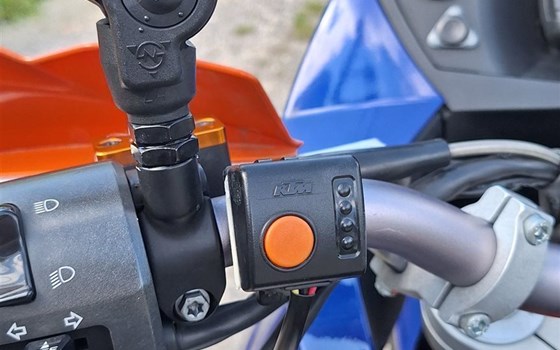 Gebrauchtmotorrad KTM 990 Adventure - Bild 4 Gebrauchtmotorrad KTM 990 Adventure - Bild 4
