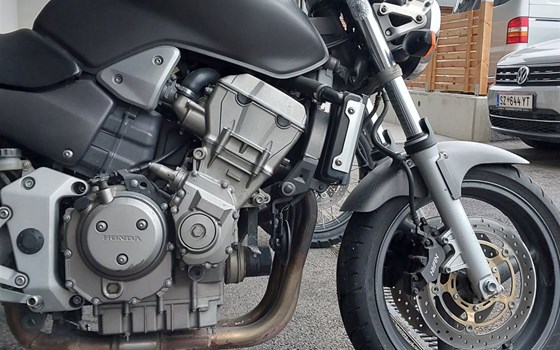 Gebrauchtmotorrad Honda CB 900 F Hornet - Bild 1 Gebrauchtmotorrad Honda CB 900 F Hornet - Bild 1